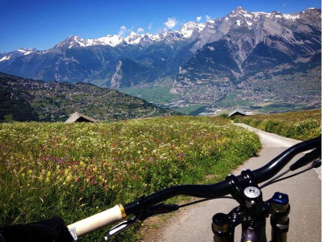 Création des sites internet / web, photographie & vidéo - Sion - Martigny - Sierre - Valais